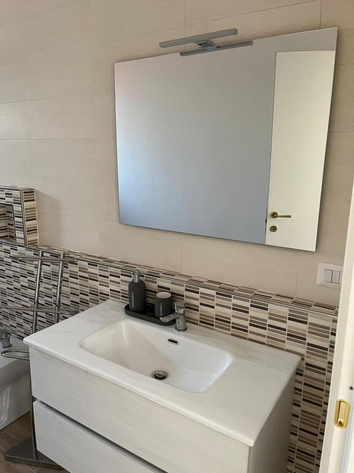Apartmán Ugaria Torre Annunziata Exteriér fotografie